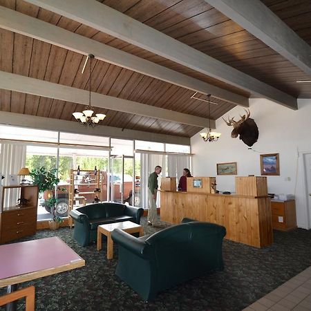 Dude & Roundup Motel West Yellowstone Buitenkant foto
