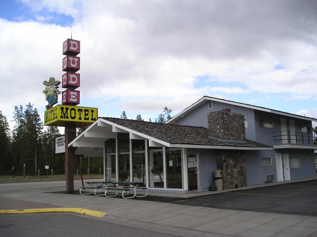 Dude & Roundup Motel West Yellowstone Buitenkant foto