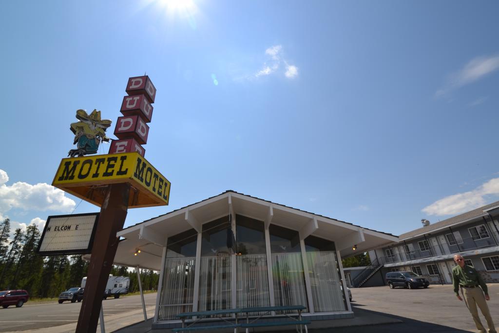 Dude & Roundup Motel West Yellowstone Buitenkant foto